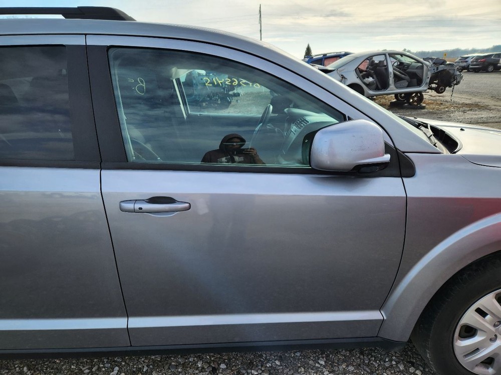 2011-2020 Dodge Journey Dash Mounted 8.4" Display Screen