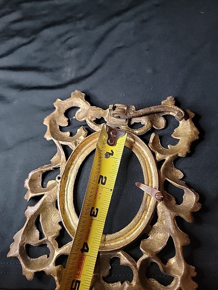 Victorian Mirror / Picture Frame ~ Gilded bronze ~ foliage ~ READ DESCRIPTION