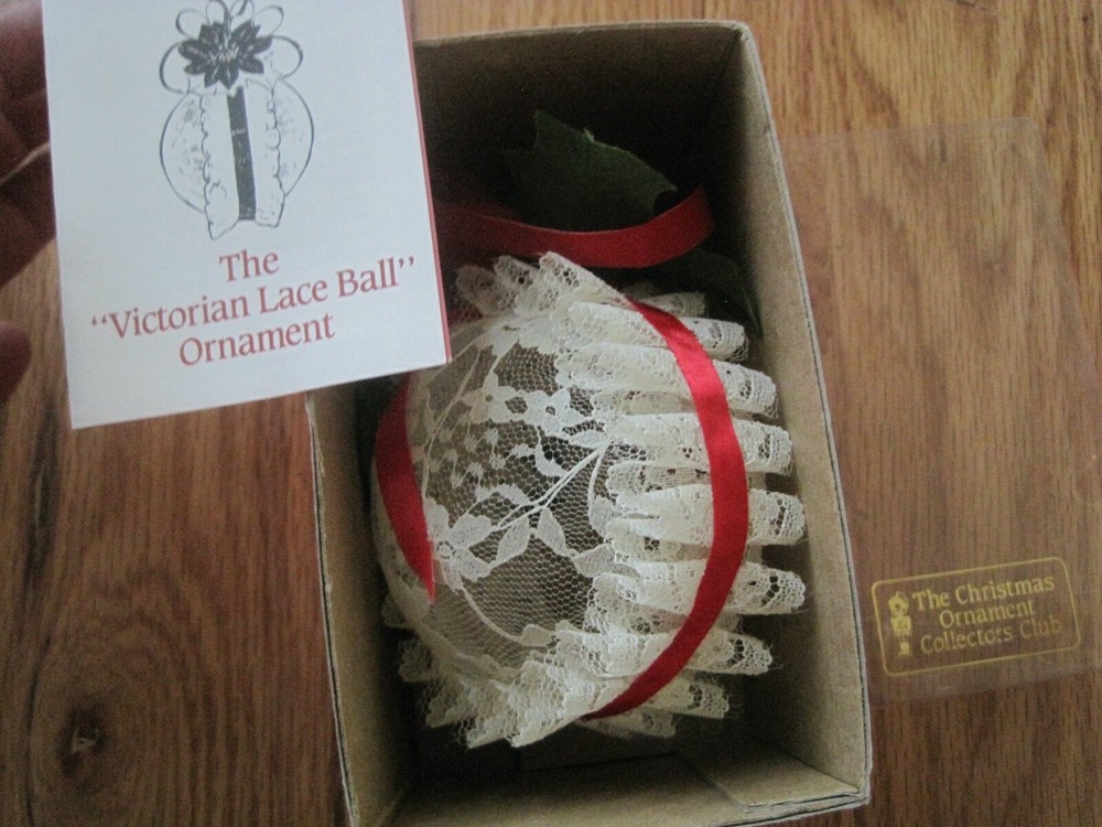 Victorian Style Lace Ball Ornament EUC