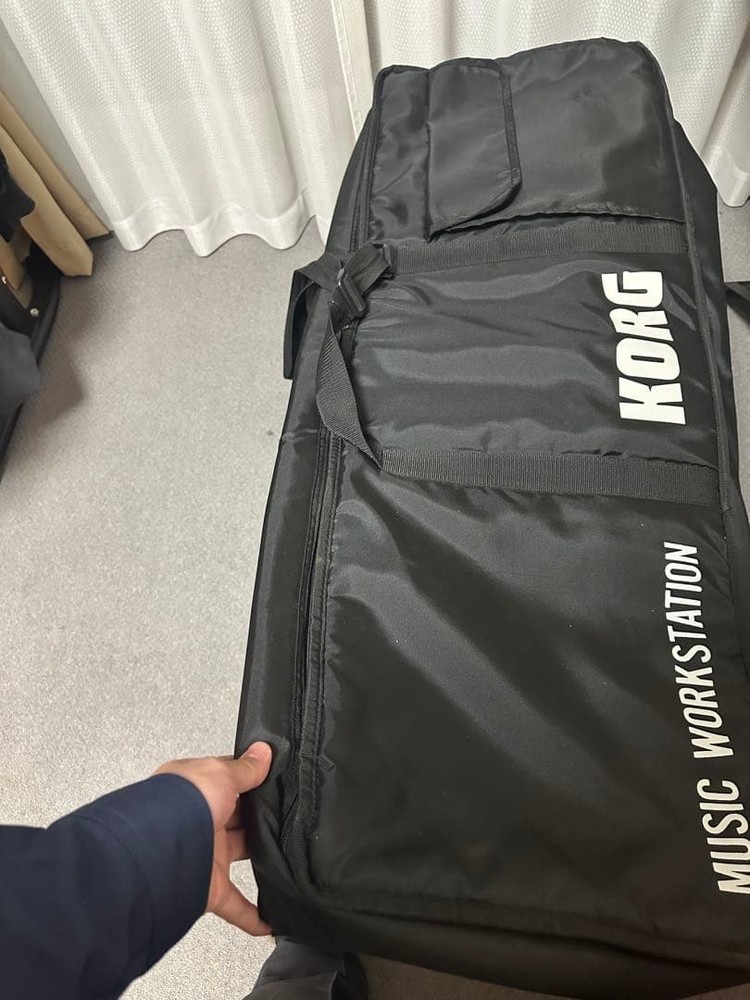 KORG PA900 Keyboards