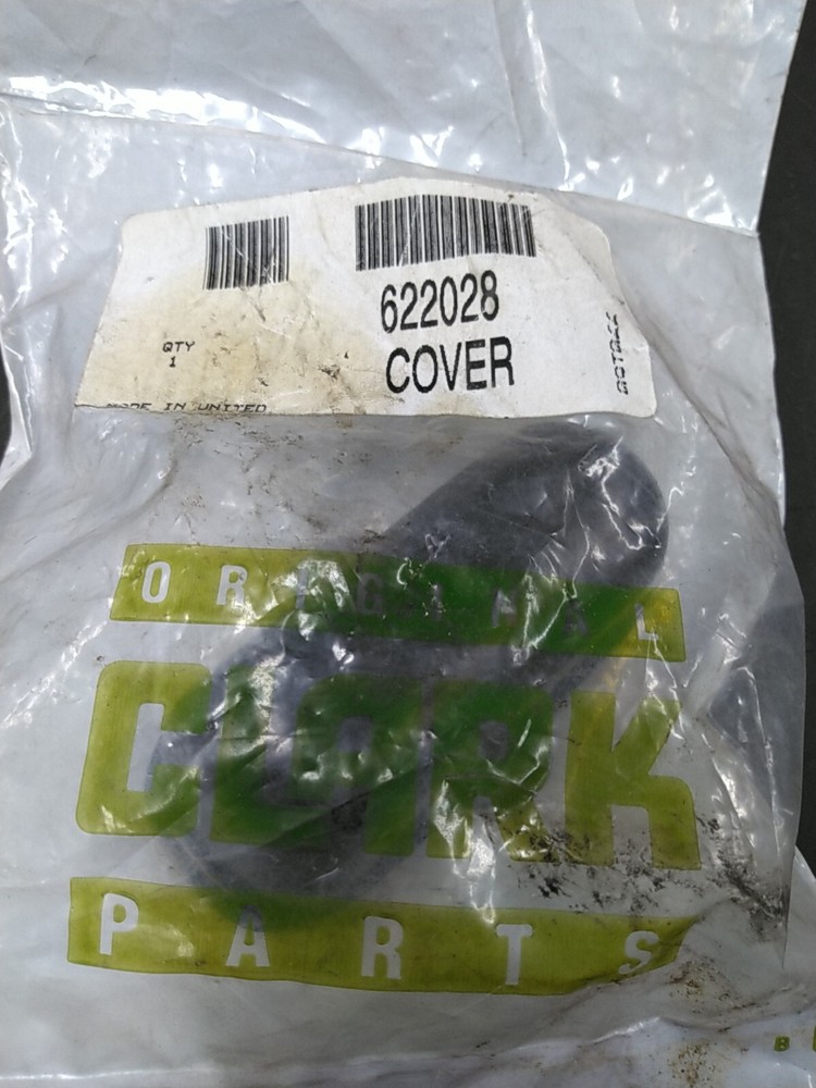 Clark 622028 Cover NOS