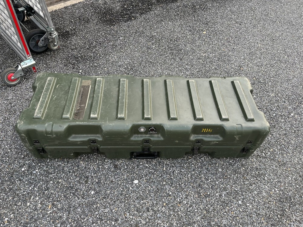 Hardigg OD Green Case with full hinged back (no foam)