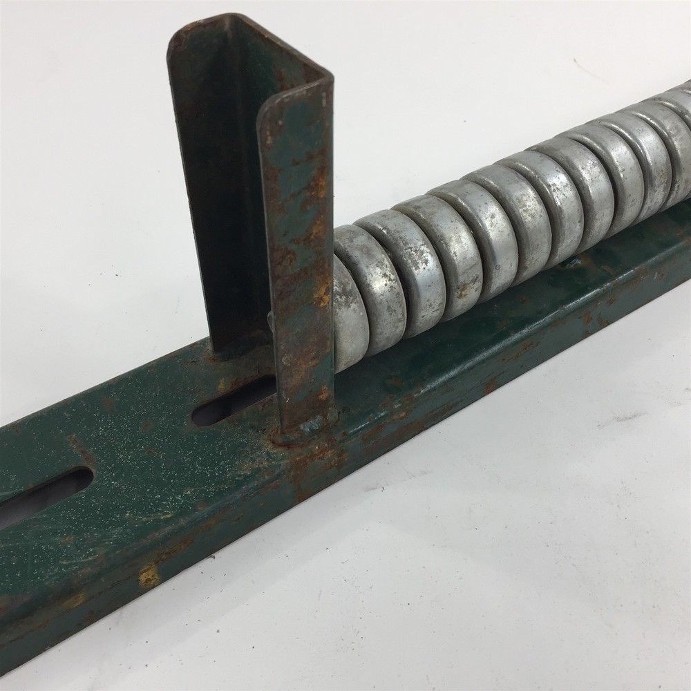 (1) Greenlee 2036-S Strait Cable Roller 39"