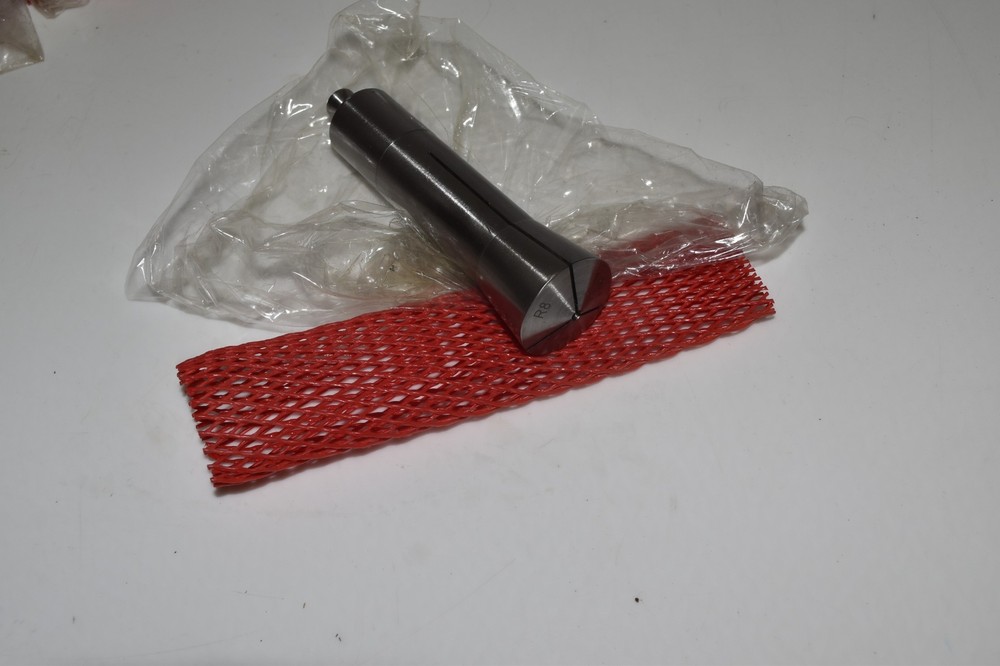 COLLET ADAPTER R8 1/8" - NEW (FMB142)