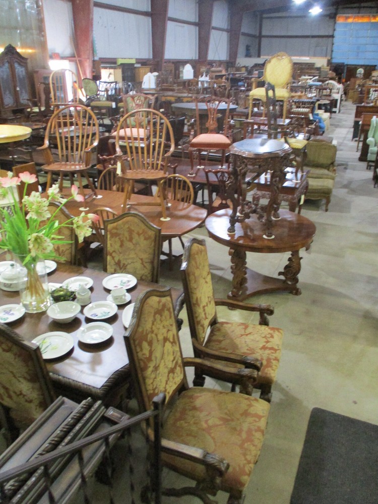 62691 Antique Victorian Walnut Lamp Table Stand