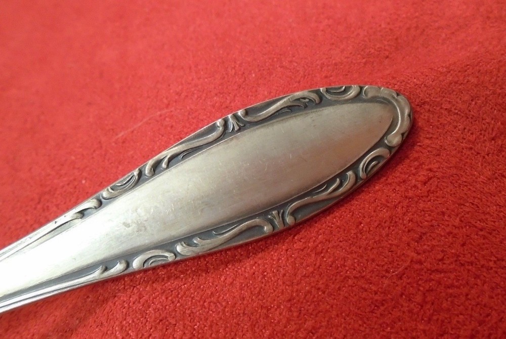 12 German 800 Silver Fish Knives (#2232)
