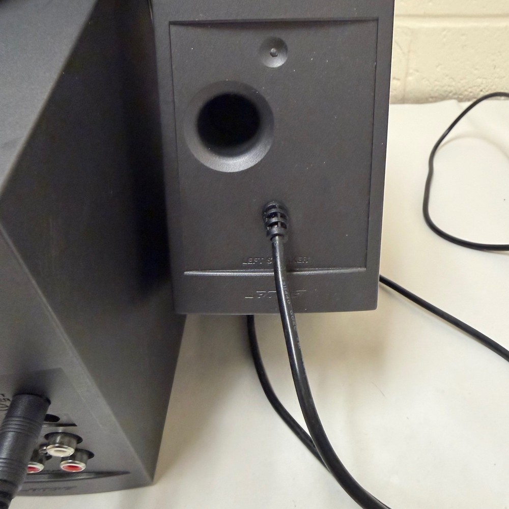 Bose Companion 2 Series II Multimedia Speaker System Silver Desktop PC Tested