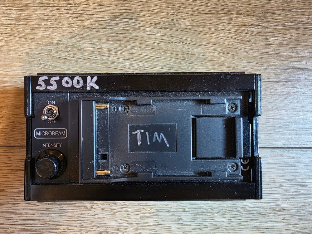 Microbeam portable LED video or camera light 5500K