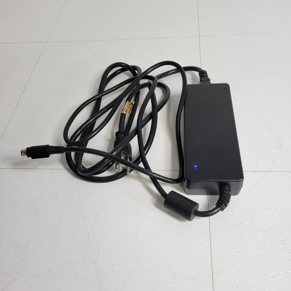 nPoint LC.402 2 Channel DSP Controller Nanopositioning Motion Control w Software