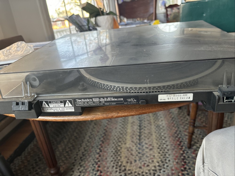 Technics SL-BD20D Automatic Turntable DC Servo System Record Player.