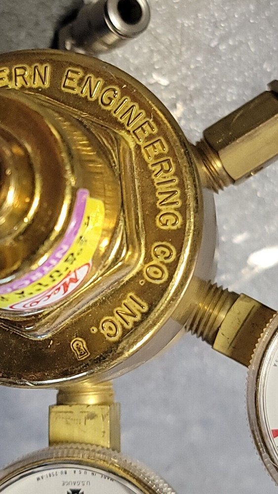 Modern Engineering NITROGEN Compressed Gas Regulator 63103 TypeA-B NOS FREE SHIP