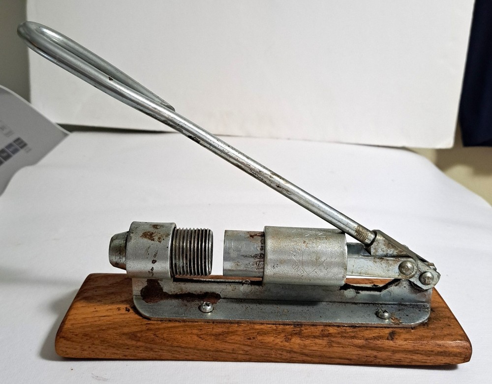 Vintage Reed's Rocket Nutcracker - Model R-300 in Original Box