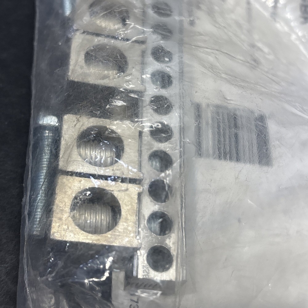 EATON 1MMGBK 2/0 Ground Bar Kit, Use W/Meter Socket Module, MLO & MCB