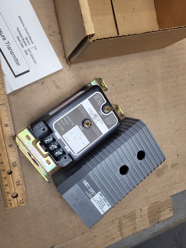 Johnson Controls DP-2641-22 Differential Pressure Transmitter