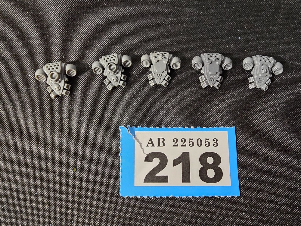 Games Workshop Warhammer 40k Bits Space Marines Rocket Launcher Parts