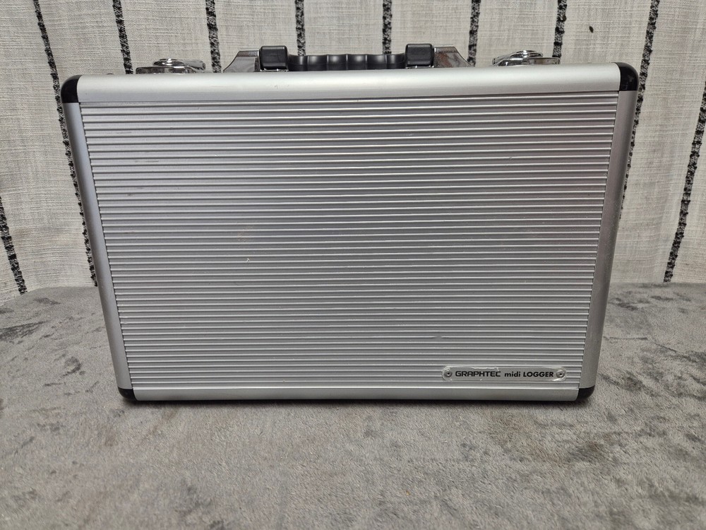 GRAPHTEC midi LOGGER GL840