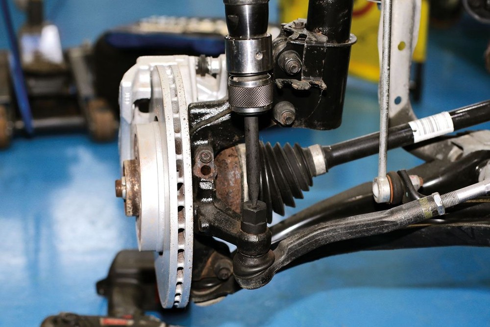 Laser Tools 8650 Ball Joint Separator - Impact Nut Set