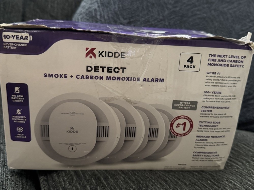 Kidde Smoke & Carbon Monoxide Detector, AA Battery Powered, LED 4 Pack