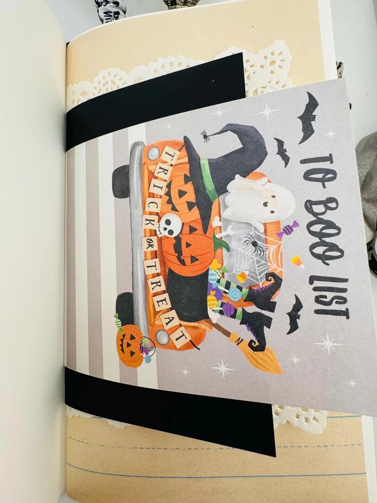 Halloween Junk Journal. Notebook. Planner. Scrapbook. Diary. Papercraft.