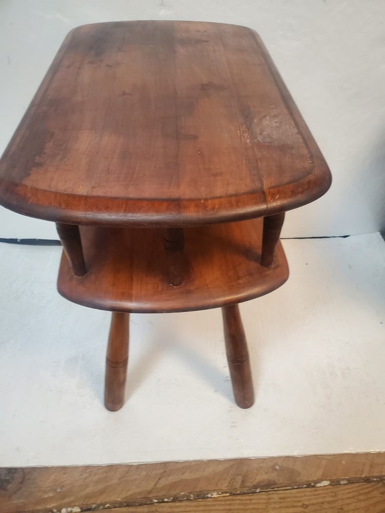 Vintage American Maple 2 Tier Accent Side Table