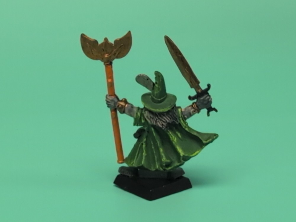 GW Warhammer Quest Loose Mini Wizard #8 , Painted