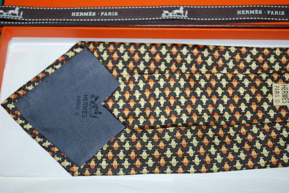 HERMES 100 Silk Tie Ribbon Tie Box Included