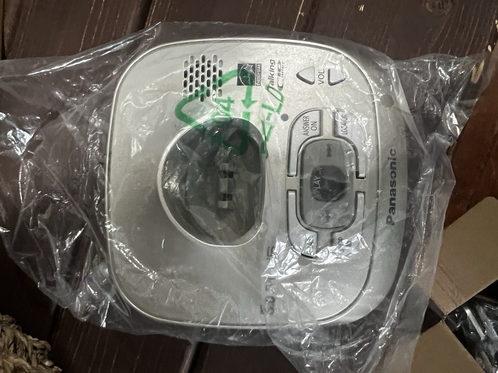 At&T Box Panasonic 4-Handset Answering System