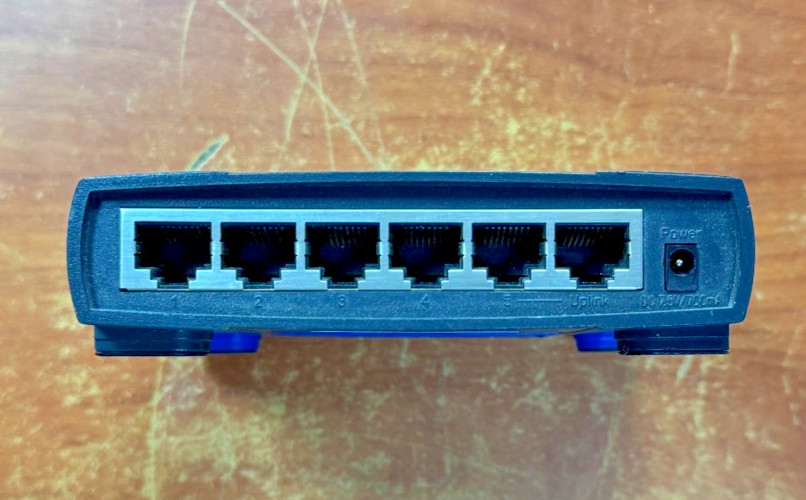Cisco Linksys EZXS55W EtherFast 10/100 5-Port Workgroup Switch TESTED