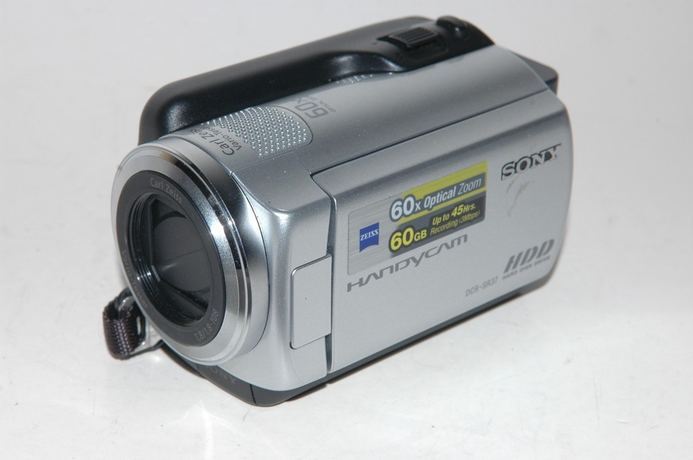 Sony DCR-SR37E mini camcorder