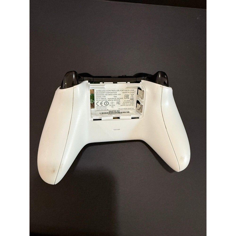 Xbox One Wireless Controller White OEM Microsoft Missing Battery Cover