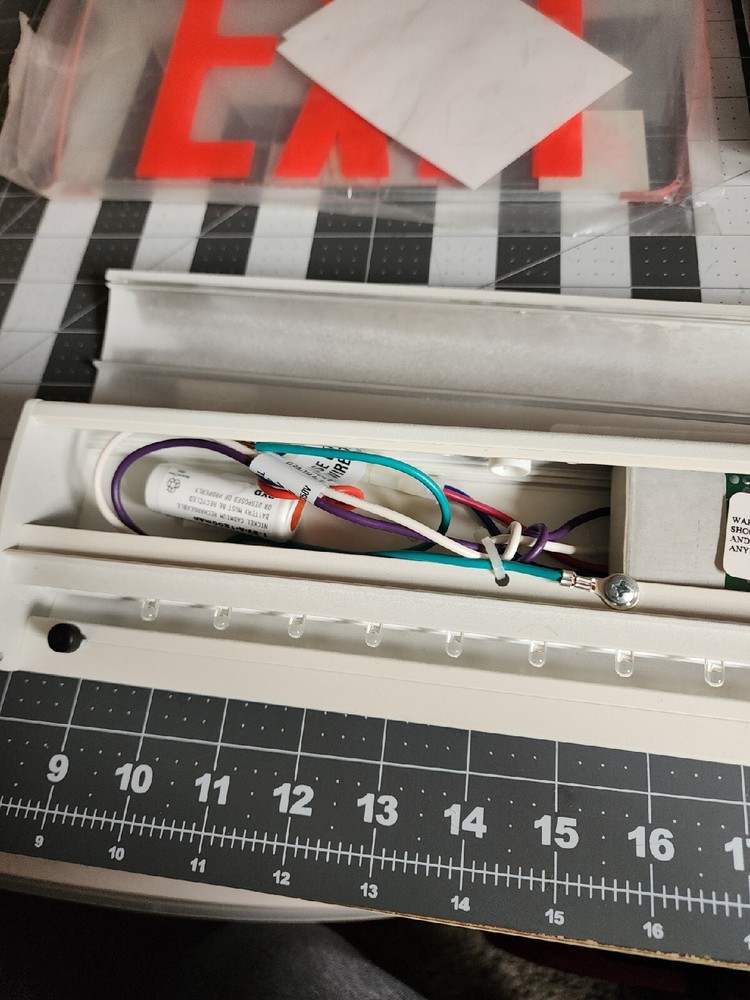 Lightalarm Simplicity Economizer Series Selfpowered Led Edge Lit Exit Sign