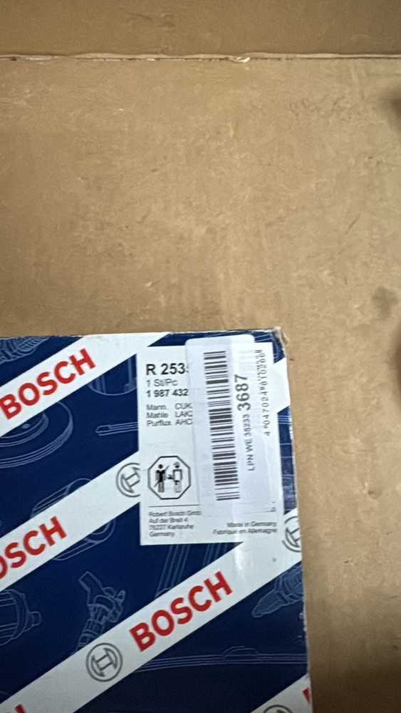 Bosch R2535 Activated Carbon Cabin Filter Replacement Filter.