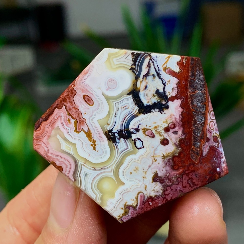30G Natural crazy Agate Crystal flake-shaped Gemstone Healing