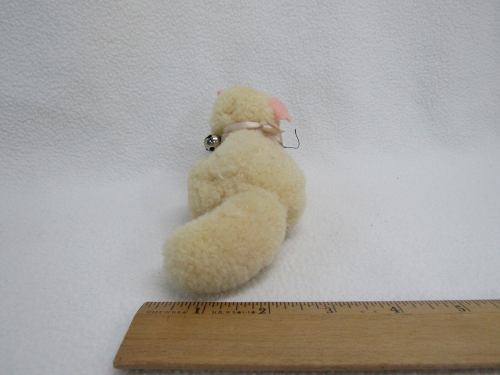 Vtg Yarn Cat Doll Pom Pom