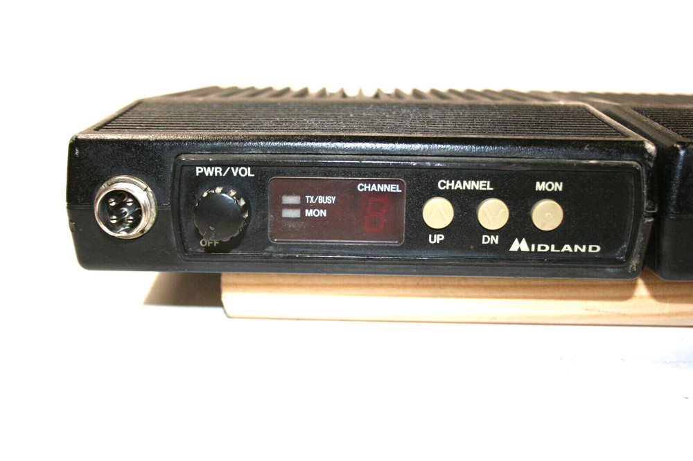 Midland 70-1336B Radio And Mic Powers on No Problems