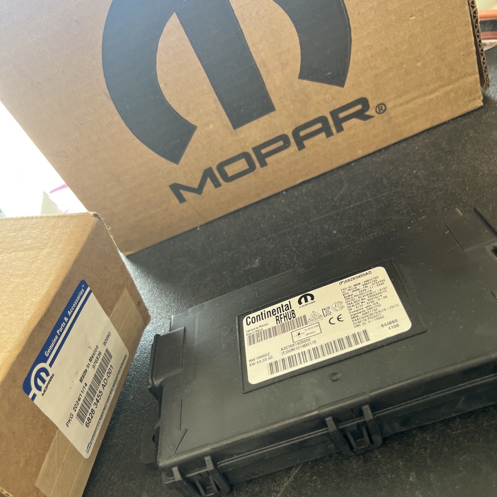 Genuine Mopar Hub Receiver 68283455AD