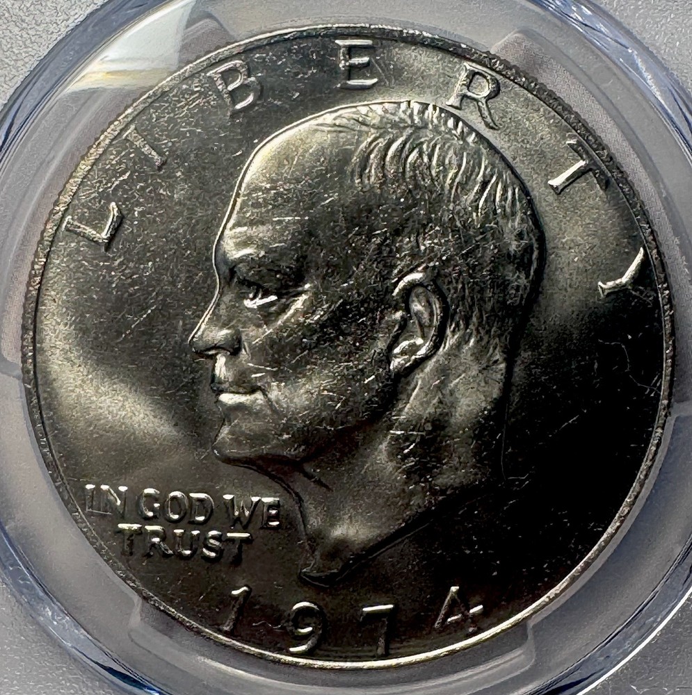 1974 eisenhower dollar PCGS Ms64 Gold Shield