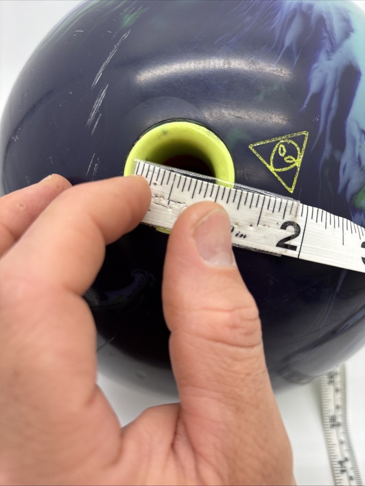 Rotogrip Ufo Bowling Ball 14Lb