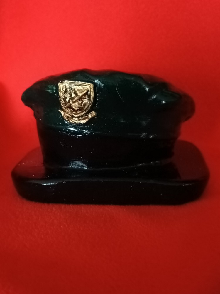 Béret commando de marine presse papier*