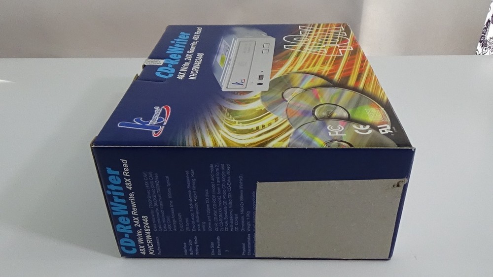 K Hypermedia CD-ReWriter 48x Write, 24X Rewrite, 48X Read #680