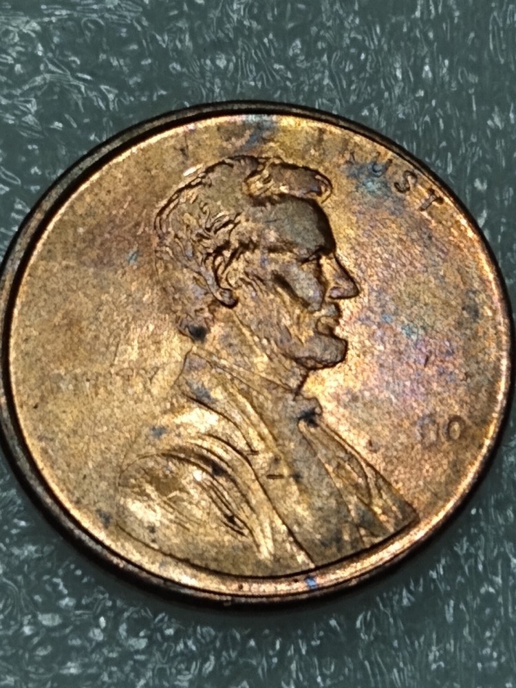 2000 Penny struck through massive grease, date, Cracked Die Error etc.