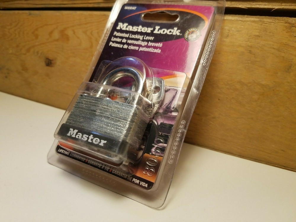 New Master Lock Padlock Laminated Steel w/ Keys