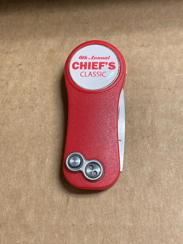 Chief's Classic Golf Pitchfix Folding 🧲 Switchblade Divot Tool