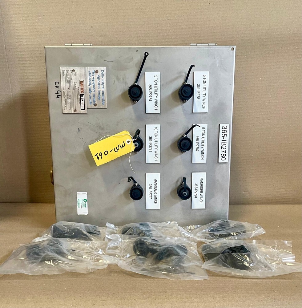 Cavotec Aker Solution 365-IB2780 Winch Remote Control Junction Box Bartec 383815