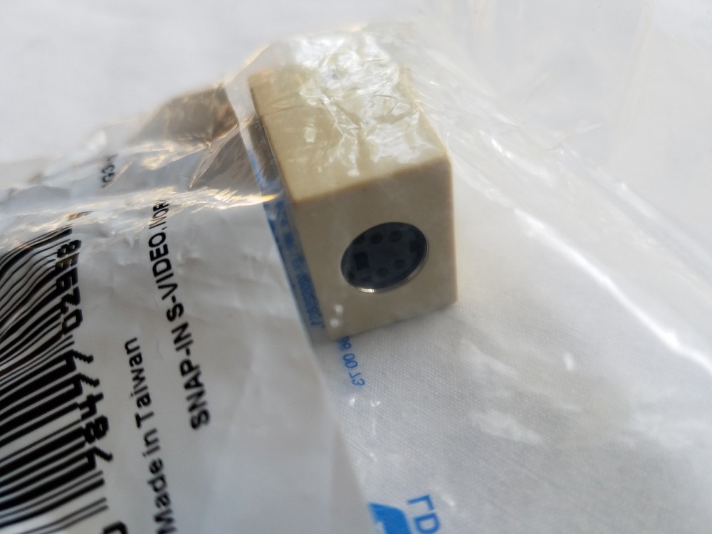 40734-CVI S-Video Feedthrough Leviton QuickPort Connector - Ivory