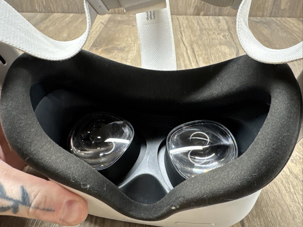 Meta Oculus Quest 2 All-in-One VR Headset with Controllers White