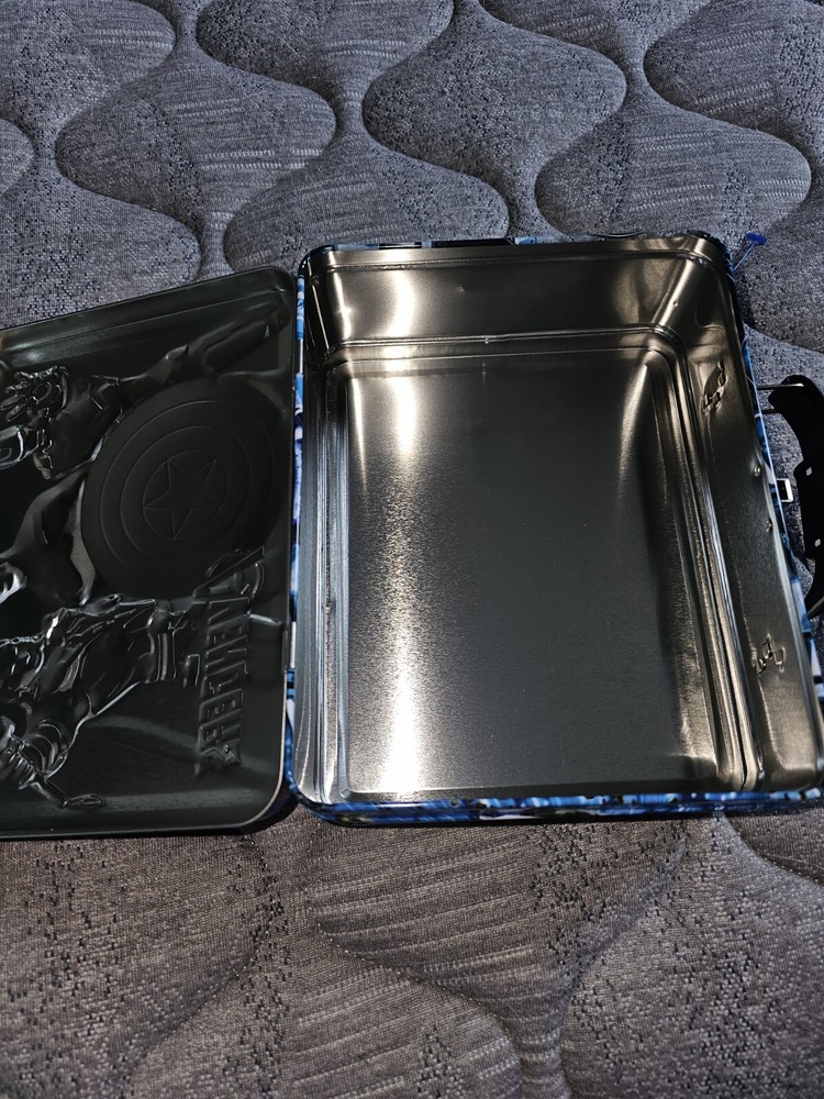 Marvel Avengers Tin Box