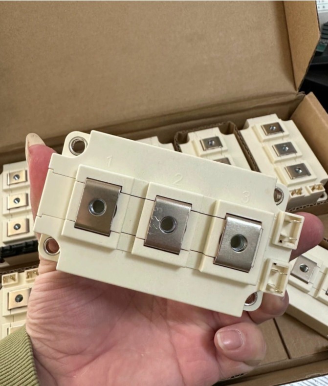 1 PC NEW FF600R12KE4 Module