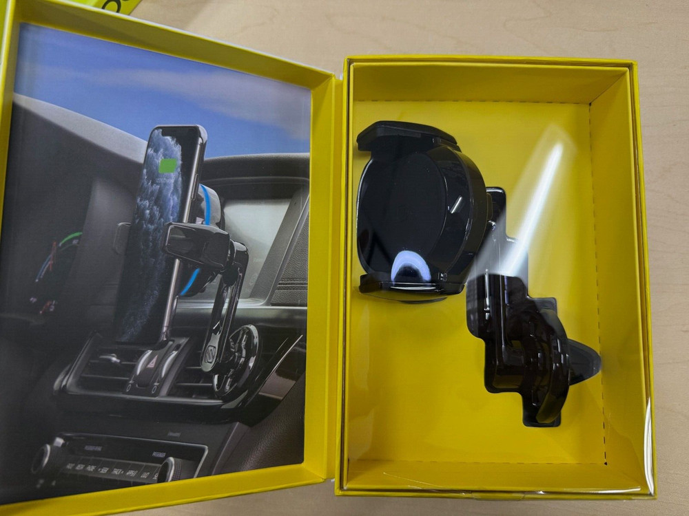 Scosche MagicGrip Auto Grip Wireless Vent Charging Mount Qi Charging - Black