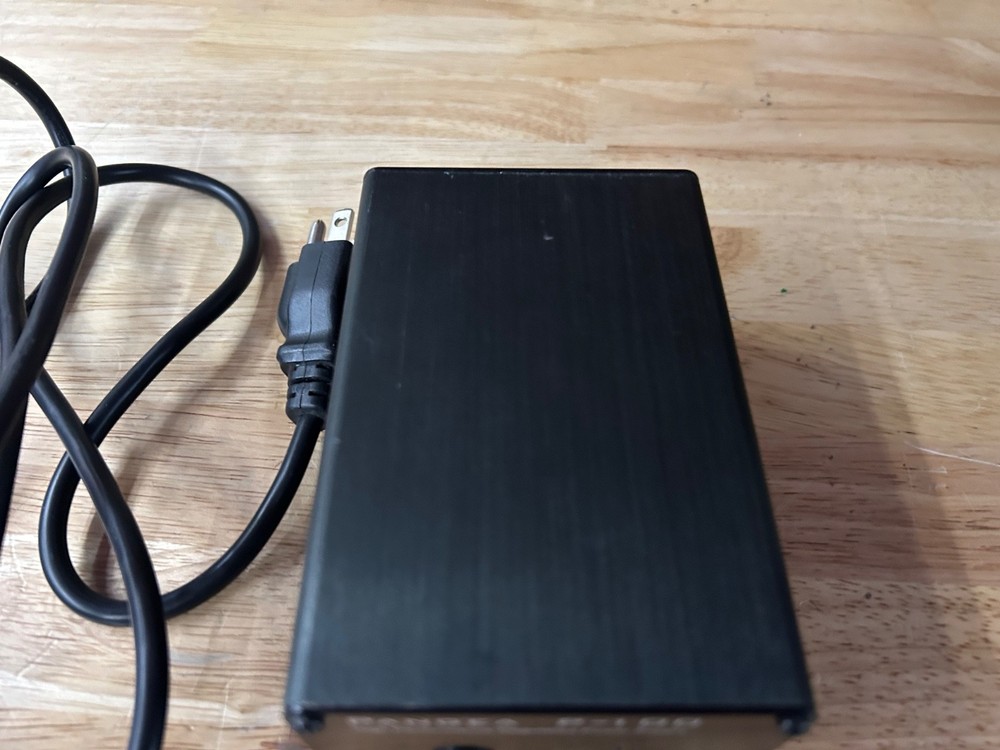 Pangea P-100 High Performance Regulated Power Supply Excellent